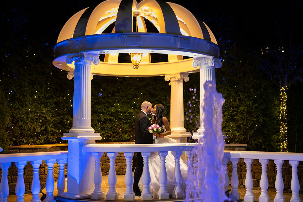 Bride Groom Romantic Scene 