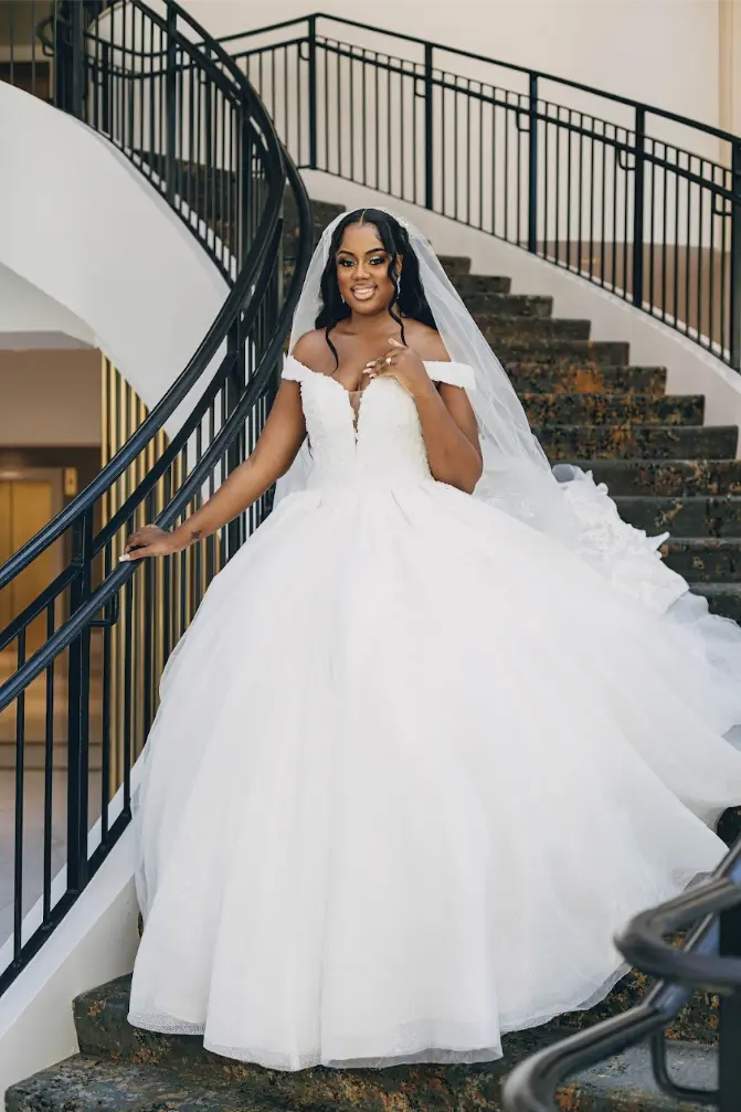 elegant-ceremony-setup-friendship-springs-venue