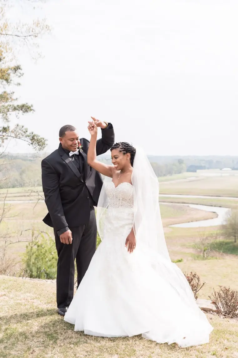 foxhall-resort-bride-and-groom-views