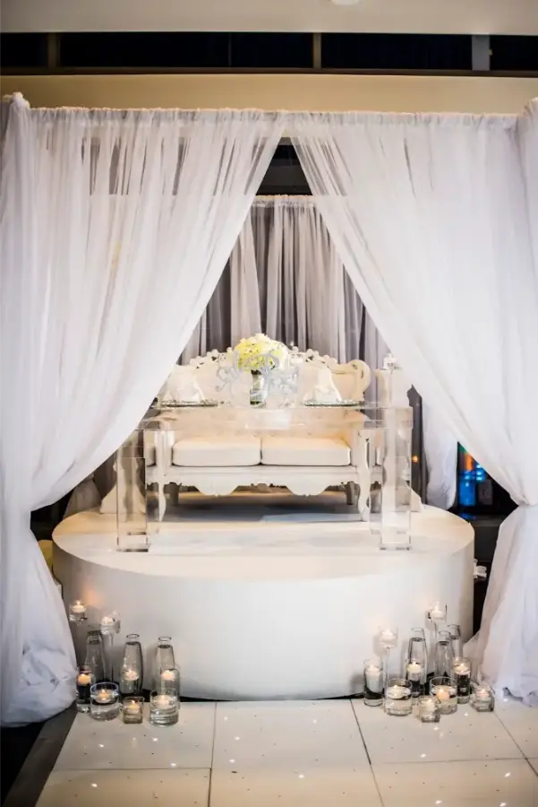 ventanas reception wedding stage sweetheart table