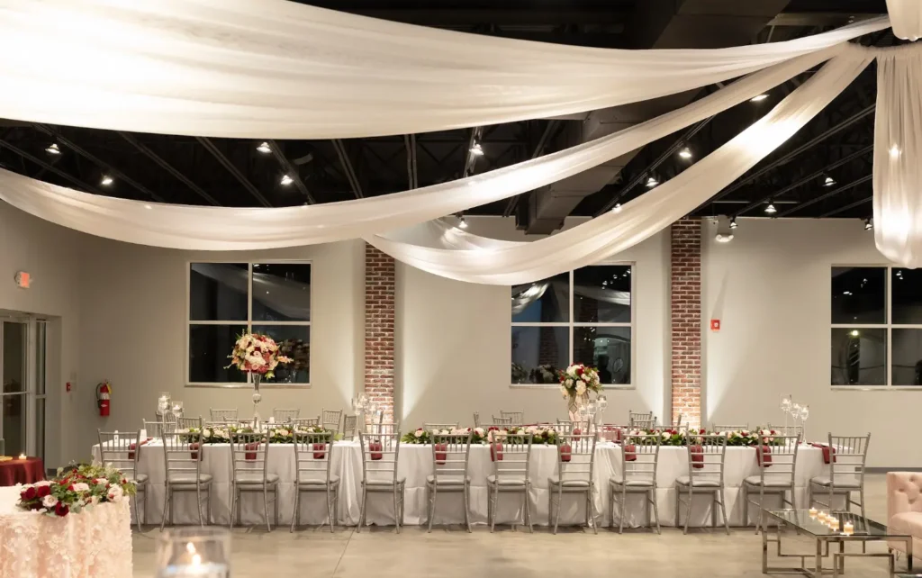 venue 92 indoor wedding dancefloor