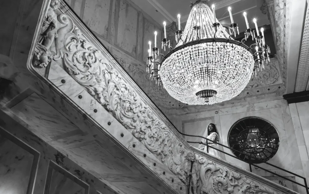 venue 92 woodstock bride grand staircase